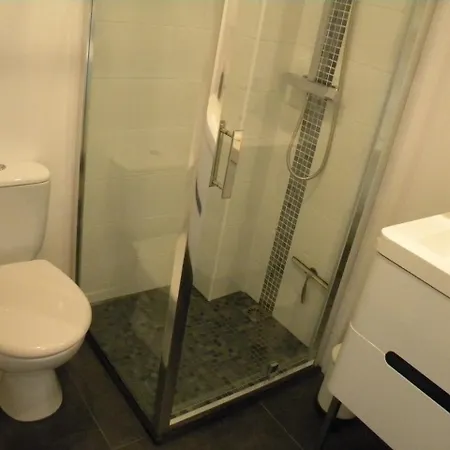 - Proche Metro - Stationnement Gratuit Apartment Lille