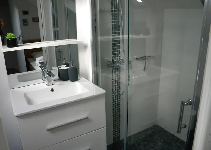 アパート - Proche Metro - Stationnement Gratuit リール