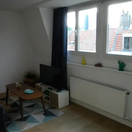 - Proche Metro - Stationnement Gratuit דירה *